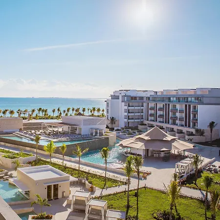 Hotel Majestic Elegance Costa Mujeres (Adults Only)